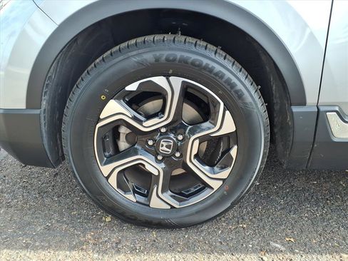 Used 2019 Honda CR-V Touring image 9