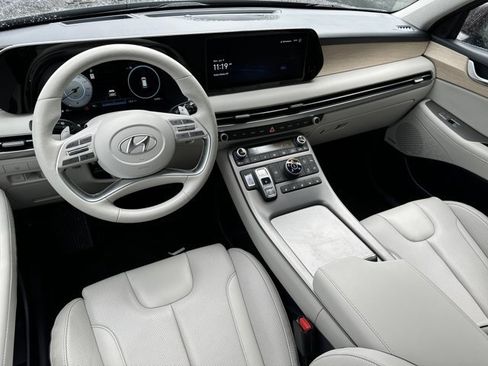 Used 2023 Hyundai Palisade Limited image 23