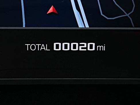 New 2026 BMW M5 image 18