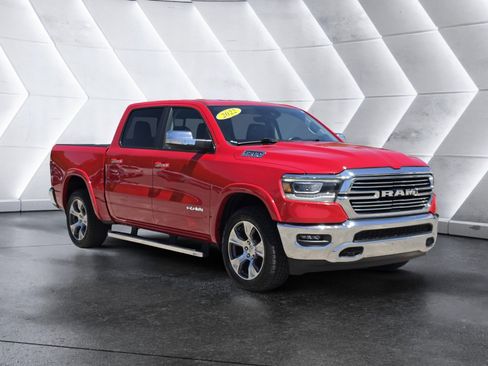 Used 2022 RAM 1500 Laramie AWD/4WD image 2