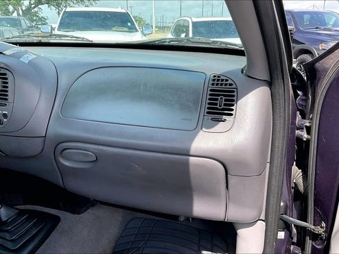 Used 2000 Ford F150 XL RWD image 15