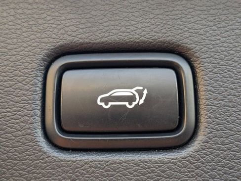 Certified 2022 Kia Telluride EX w/ EX Premium Package image 15