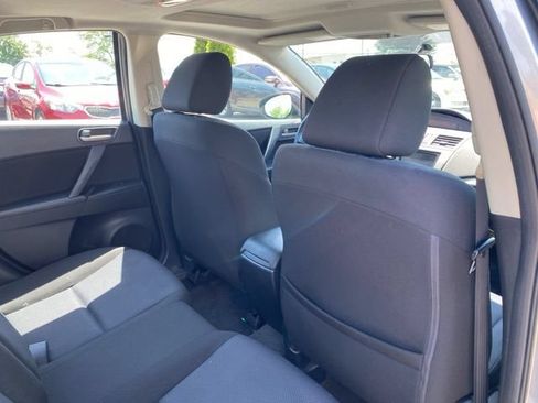 Used 2011 MAZDA MAZDA3 i Touring FWD image 21