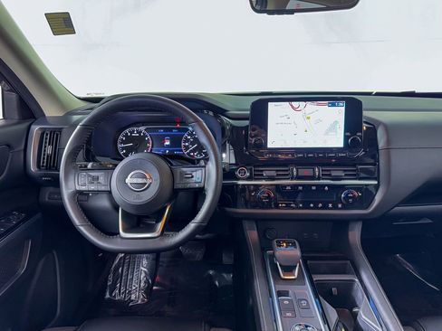 Certified 2023 Nissan Pathfinder SL image 15