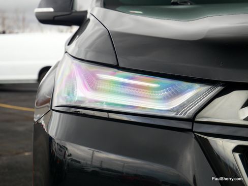 Used 2022 Chevrolet Traverse RS image 15