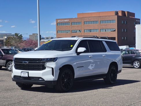 Used 2022 Chevrolet Suburban RST w/ Sport Performance Package image 4