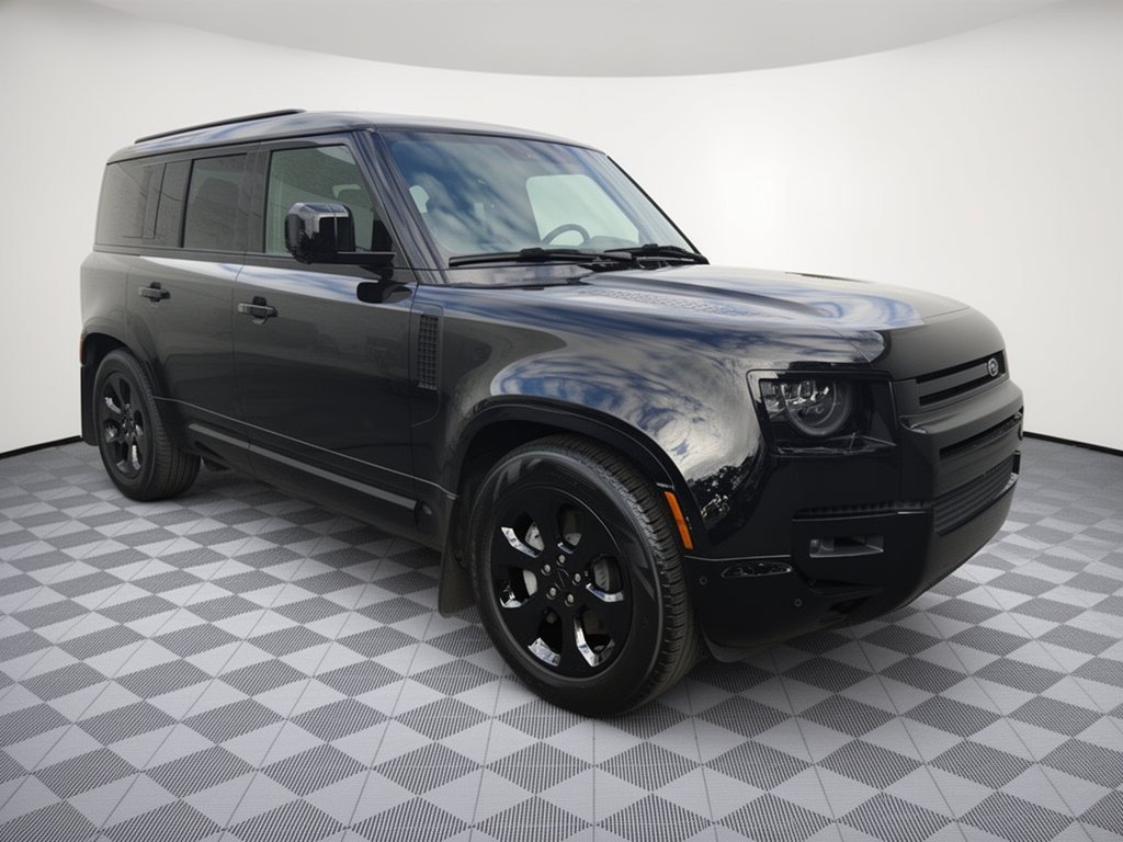 Used 2026 Land Rover Defender 110 X-Dynamic SE AWD/4WD image 7