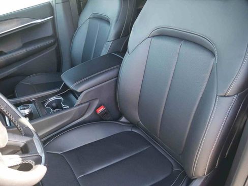 New 2025 Jeep Grand Cherokee Limited w/ Luxury Tech Group II image 27