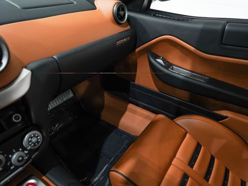 Used 2007 Ferrari 599 GTB Fiorano RWD image 13