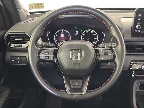 Used 2024 Honda Pilot TrailSport image 10