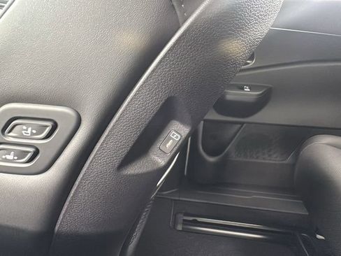 New 2026 Kia Carnival SX w/ SX Dark Edition Package FWD image 43