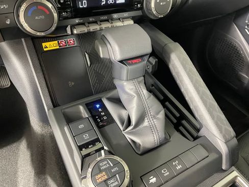 New 2026 Toyota 4Runner TRD Off-Road Premium AWD/4WD image 4