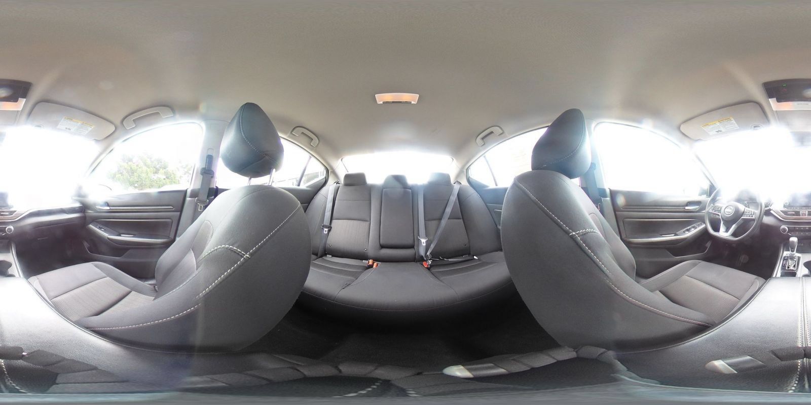 Used 2025 Nissan Altima 2.5 SV FWD image 41