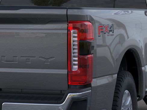 New 2025 Ford F350 XLT w/ 360-Degree Camera Package image 21