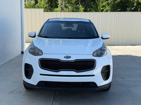 Used 2019 Kia Sportage LX FWD image 2