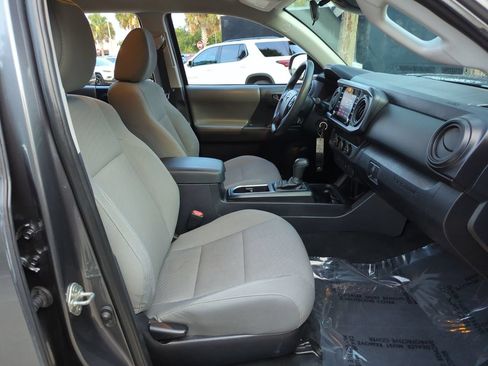 Used 2020 Toyota Tacoma SR w/ SR Convenience Package RWD image 24