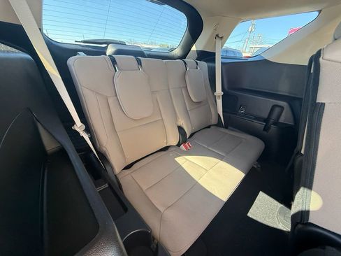 Used 2021 Ford Explorer 4WD w/ Class III Trailer Tow Package image 22