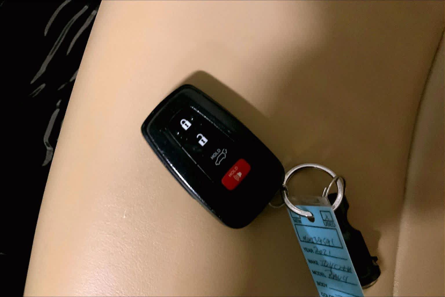 Certified 2021 Toyota RAV4 XLE Premium AWD/4WD image 15