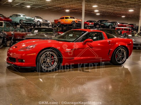 Used 2007 Chevrolet Corvette Z06 w/ Preferred Equipment Group RWD image 4