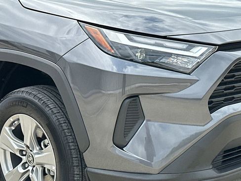Used 2024 Toyota RAV4 LE AWD/4WD image 9