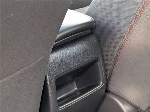 Used 2020 Toyota Corolla SE image 17