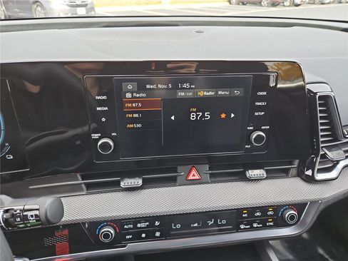 Certified 2025 Kia Sportage LX image 20