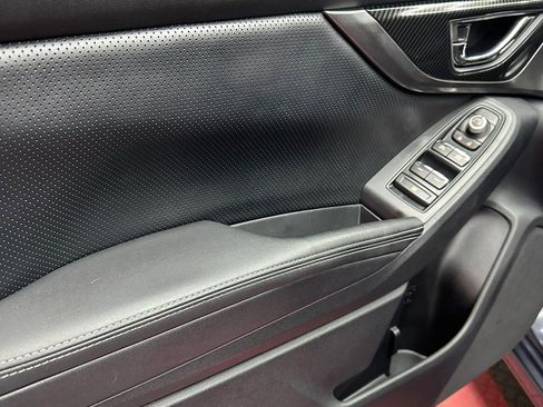 Used 2017 Subaru Impreza 2.0i Limited AWD/4WD image 9