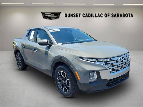 Used 2023 Hyundai Santa Cruz SEL AWD/4WD image 1