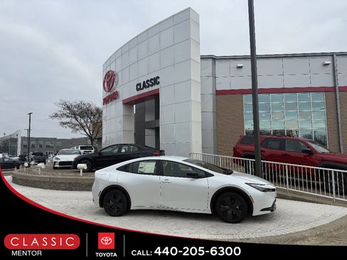 New 2026 Toyota Prius Plug-In Hybrid FWD image 1