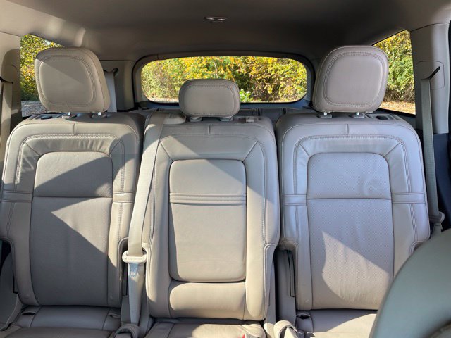 Used 2020 Lincoln Aviator Reserve w/ Elements Package Plus AWD/4WD image 71