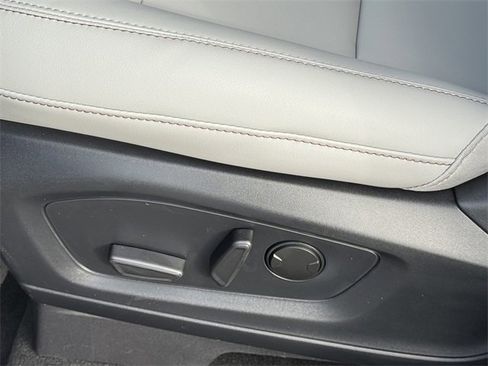 New 2026 Ford Explorer Active w/ Active Comfort Package image 12