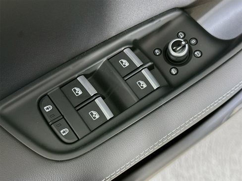 New 2026 Audi Q7 3.0T Premium Plus image 18