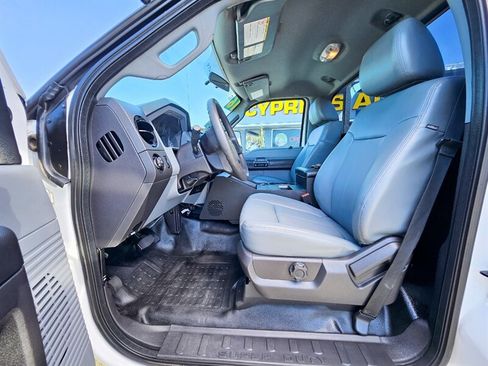 Used 2016 Ford F350 XL w/ Power Equipment Group AWD/4WD image 11