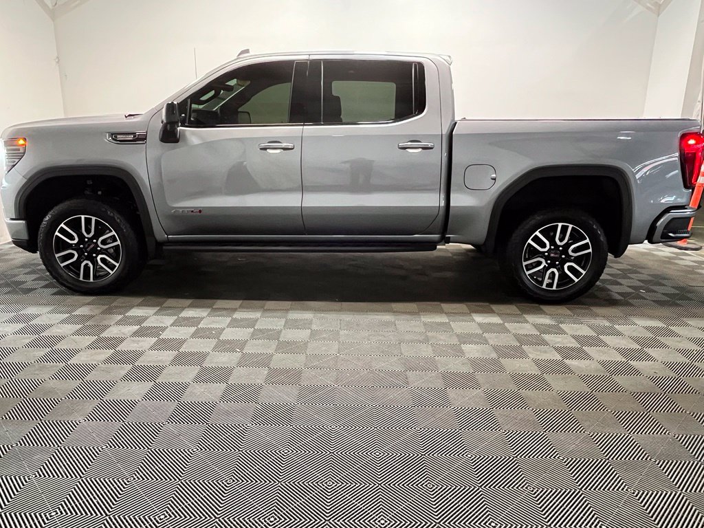 Used 2025 GMC Sierra 1500 AT4 w/ AT4 Premium Package AWD/4WD image 22