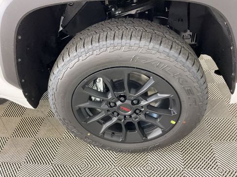 New 2026 Toyota Tundra SR5 image 10