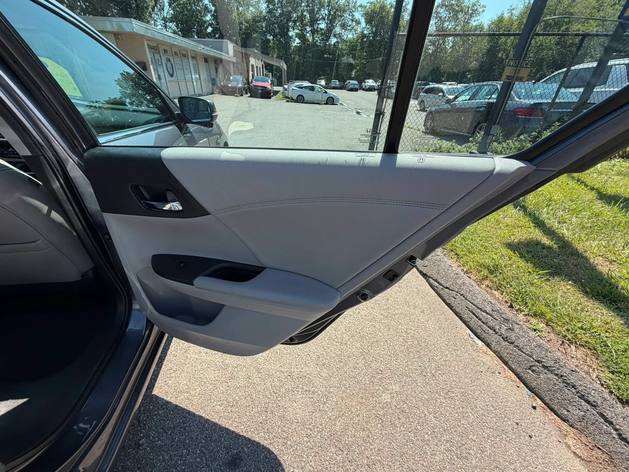 Used 2016 Honda Accord EX-L image 17