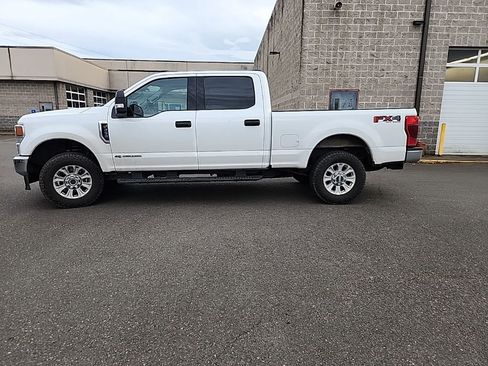 Used 2022 Ford F250 XLT w/ FX4 Off-Road Package AWD/4WD image 7