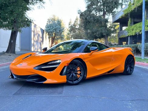 Used 2021 McLaren 720S Performance RWD image 2
