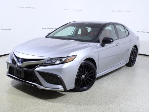 Used 2024 Toyota Camry XSE image 1