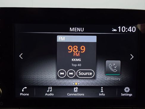 Used 2025 Nissan Pathfinder SV AWD/4WD image 19