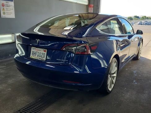 Used 2018 Tesla Model 3 Long Range image 3