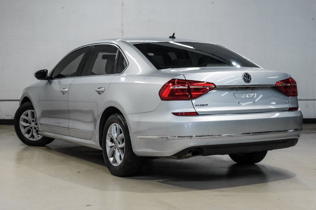 Used 2016 Volkswagen Passat 1.8T S FWD image 12