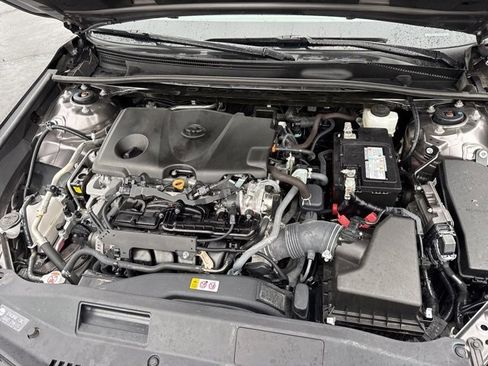 Used 2024 Toyota Camry SE image 27