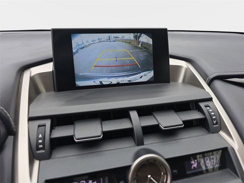 Used 2017 Lexus NX 200t FWD image 21