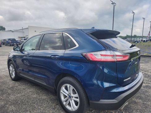 Used 2020 Ford Edge SEL w/ Cold Weather Package AWD/4WD image 4