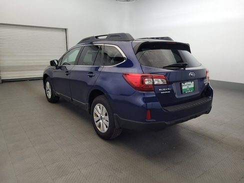 Used 2015 Subaru Outback 2.5i Premium AWD/4WD image 5