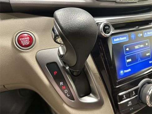 Used 2017 Honda Odyssey EX-L image 39