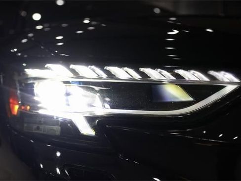 Used 2022 Audi S8 4.0T w/ S8 Executive Package image 51