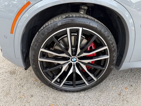 Used 2024 BMW X5 M60i image 9