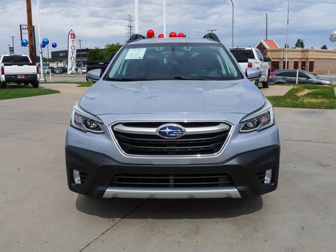 Used 2020 Subaru Outback Limited XT w/ Popular Package #2 AWD/4WD image 3